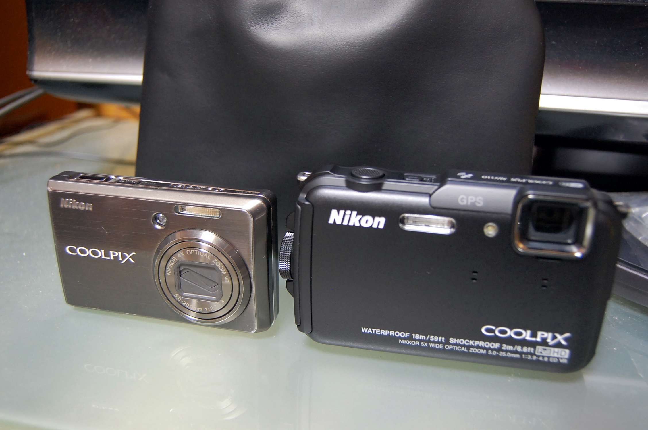 値下げ中！【美品】Nikon COOLPIX AW130-